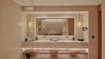هتل ریتز کارلتون (Ritz Carlton)